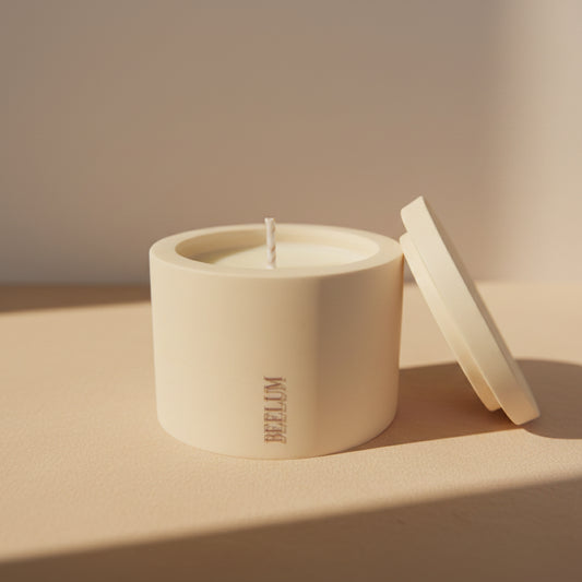 Vela Coconut Cream: Huele a crema corporal solar, limpia, adictiva.